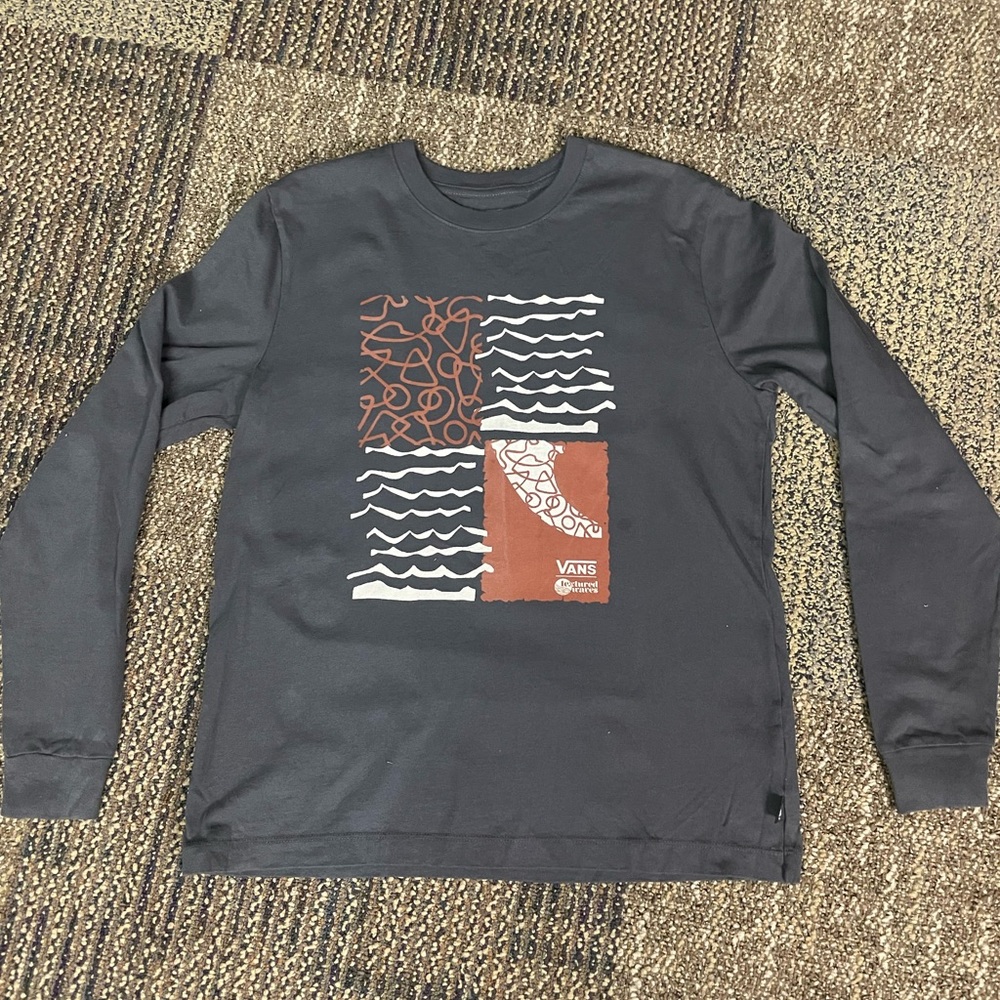 Van’s Long Sleeve t-Shirt. Size:Med